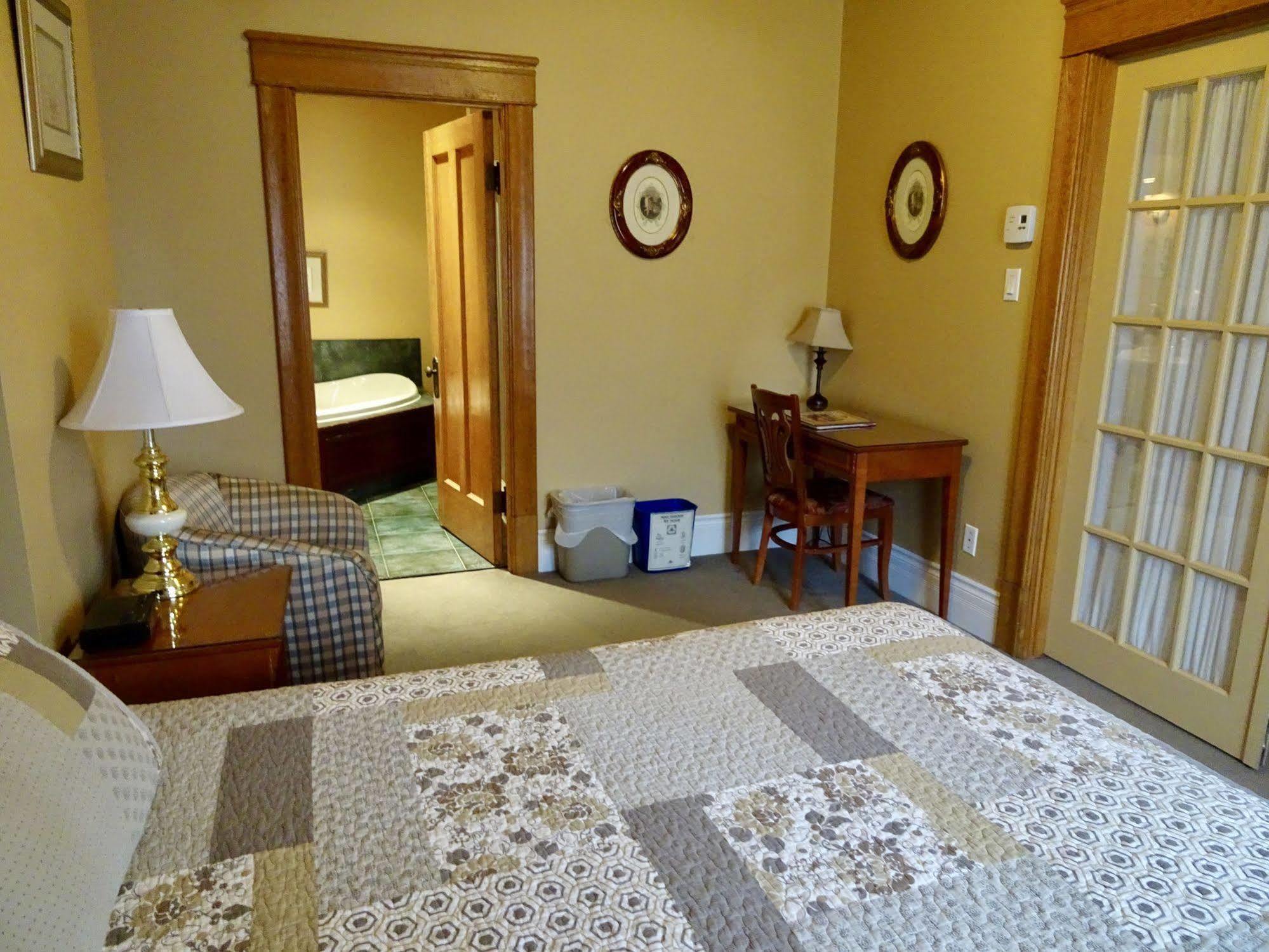 מונטריאול Auberge Le Jardin D'Antoine מראה חיצוני תמונה