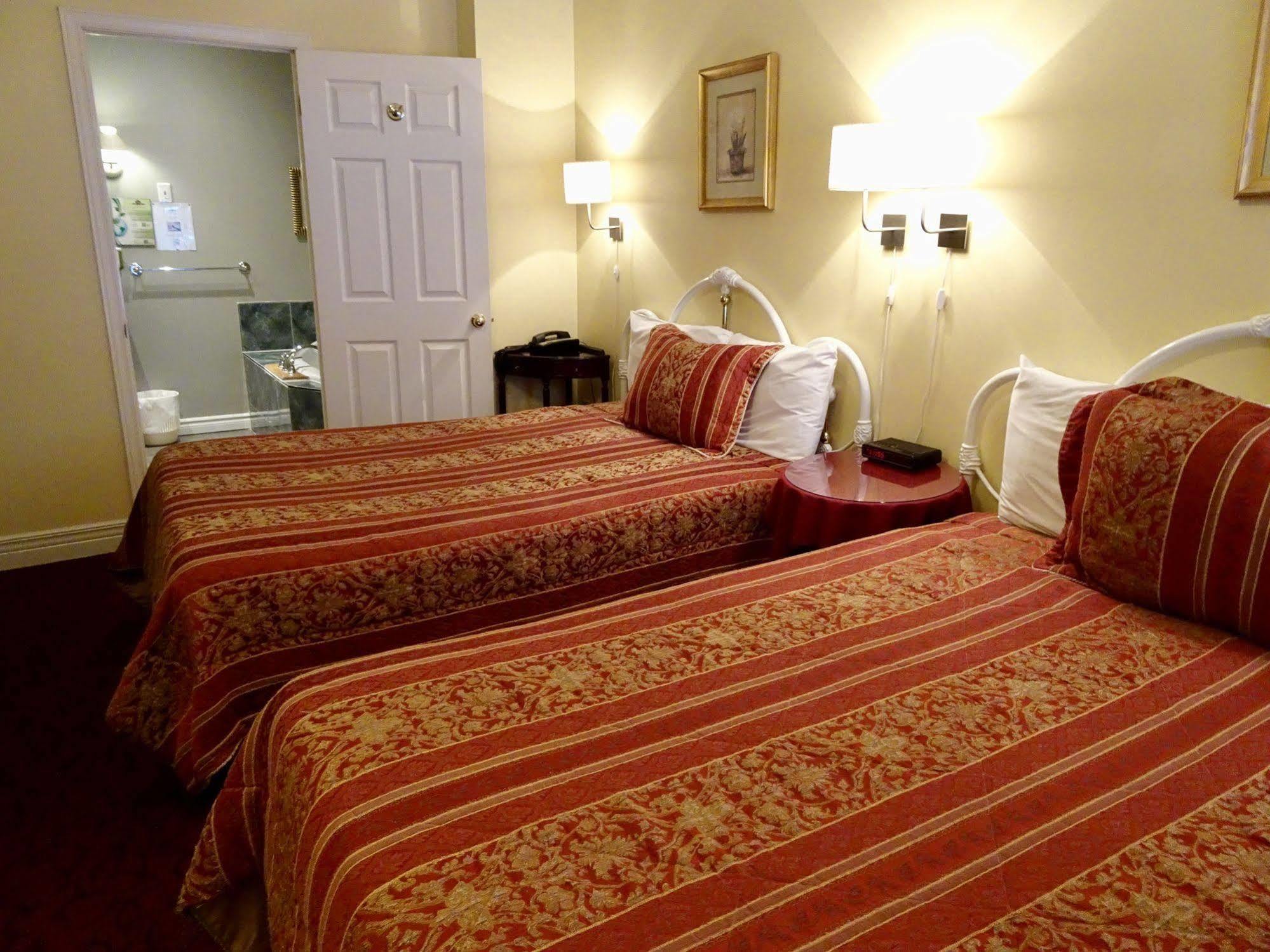 מונטריאול Auberge Le Jardin D'Antoine מראה חיצוני תמונה