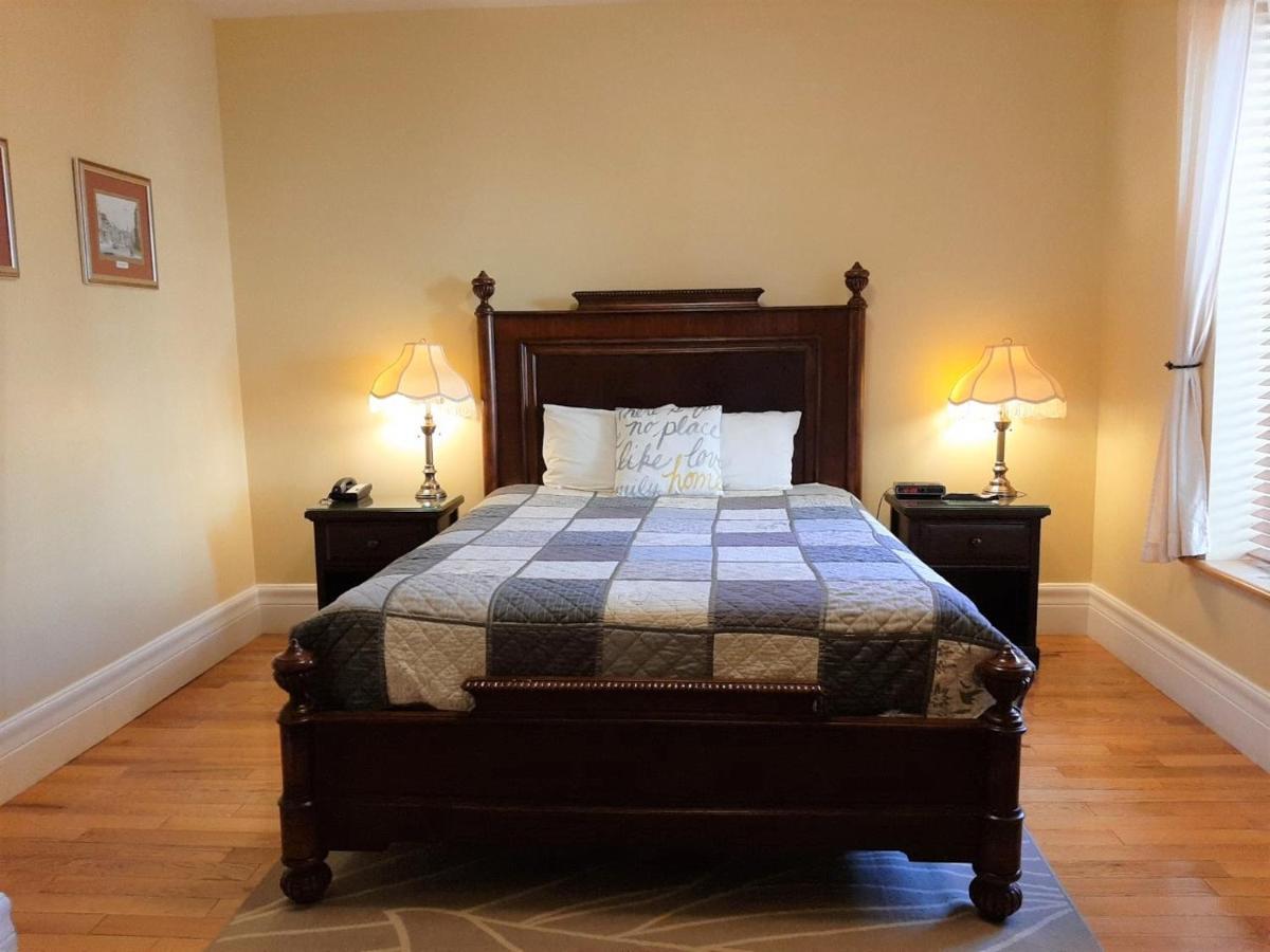 מונטריאול Auberge Le Jardin D'Antoine מראה חיצוני תמונה
